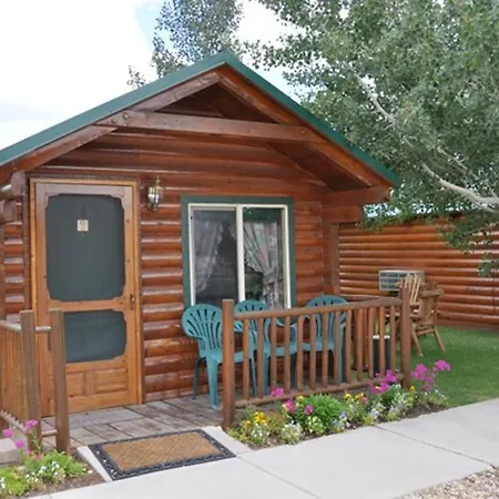 Bryce Country Cabins